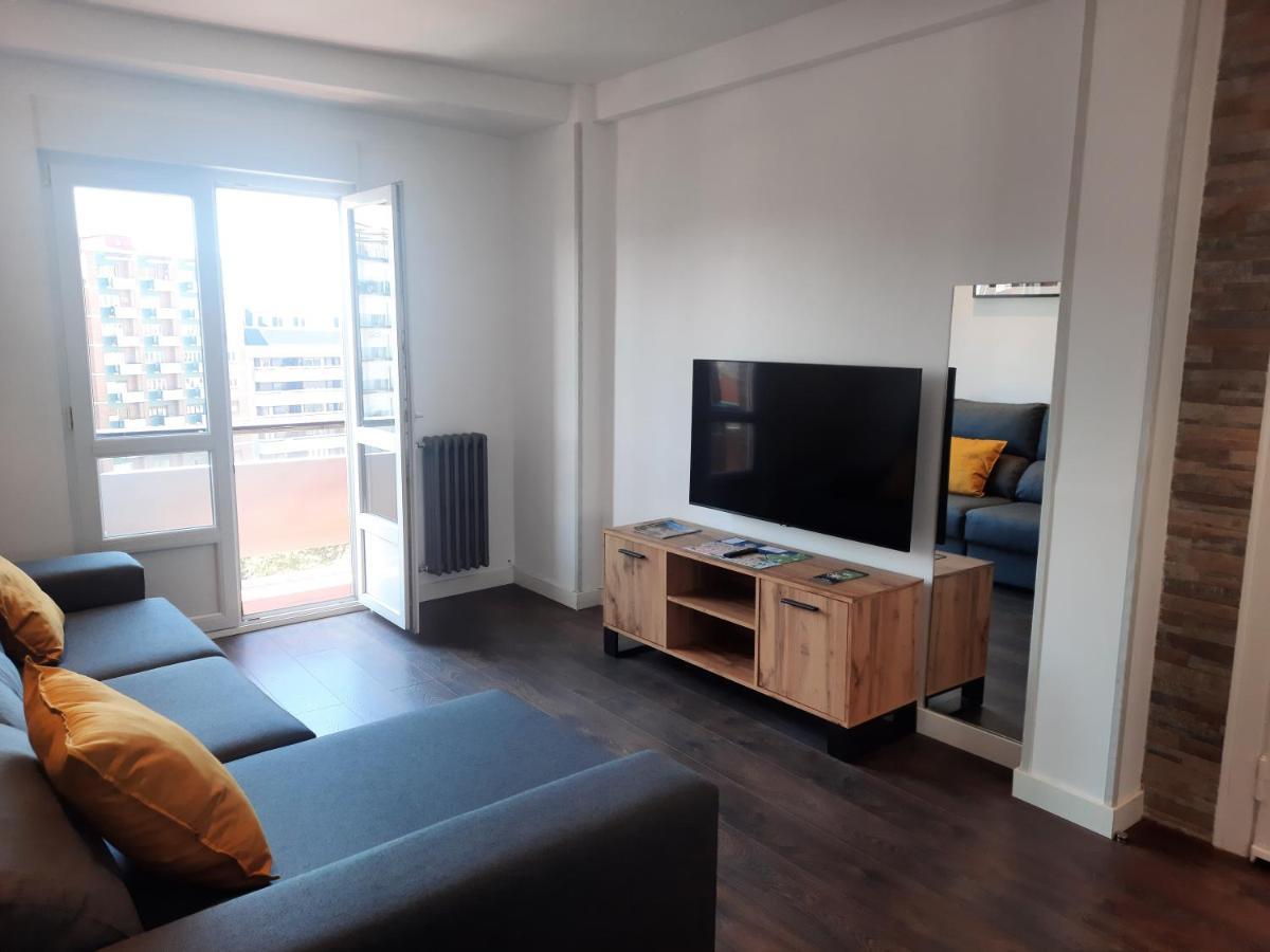 Apartamento Centro Gijon Con Wifi Gratis Y Parking Publico Proximo Incluido Екстер'єр фото